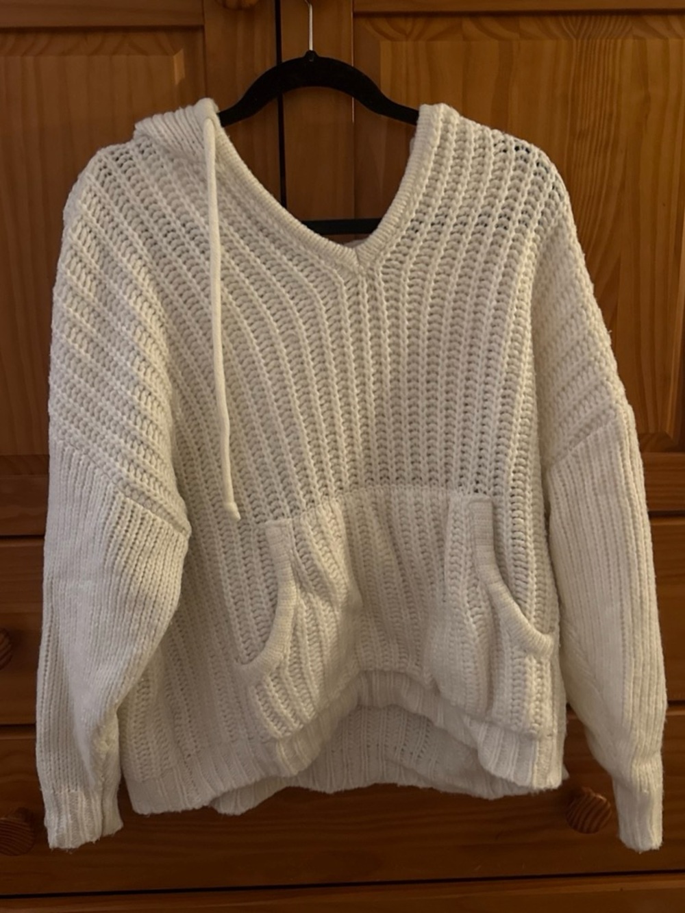 aerie Cream Chunky V-Neck Hooded Sweater